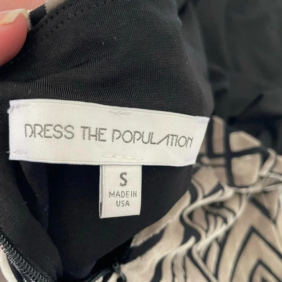 Dress the population velour halter mini dress - Picture 9 of 12
